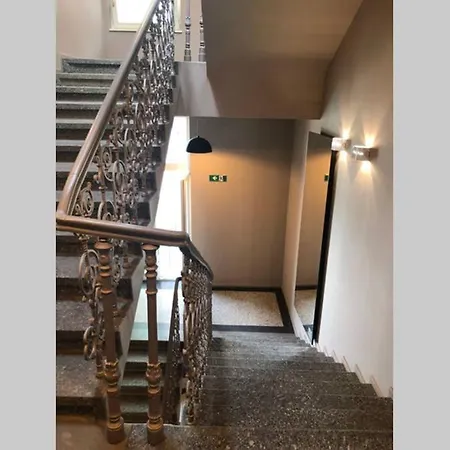 Luxury At Spalena 5 Apartment