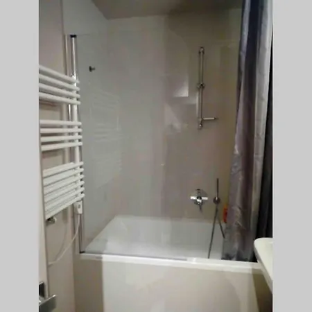 Apartment Luxury At Spalena 5