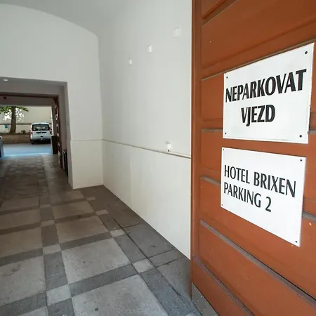 Brixen Hotel 3*