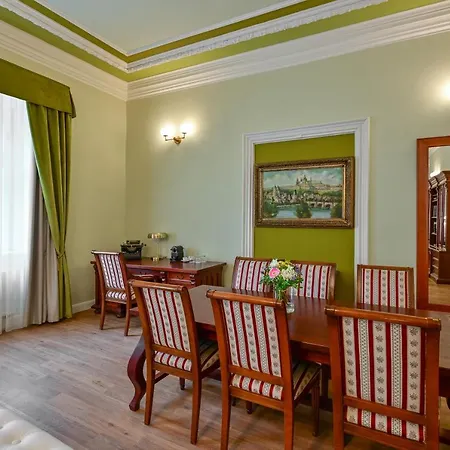 Szálloda Garden Court Prága