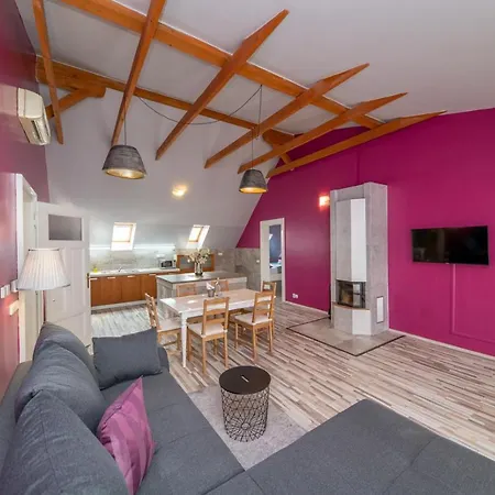 Lovely - Truhlarska Apartment