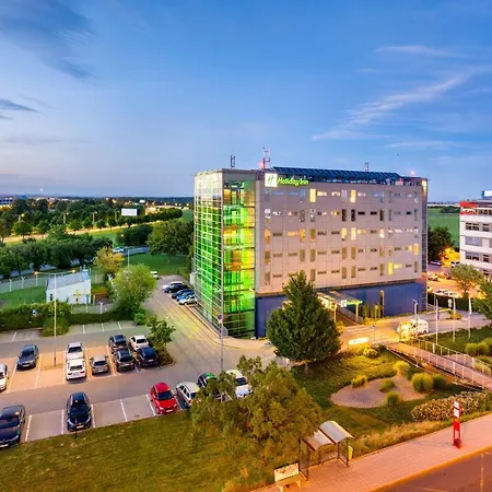 Airport By Ihg 4*