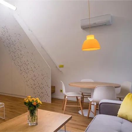 Orea Place Seno ホテル 4*