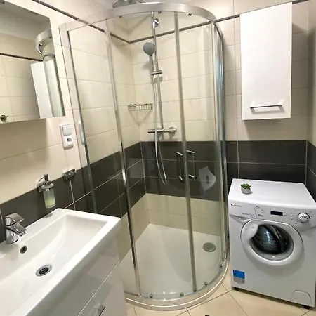 Apartment Lokal *