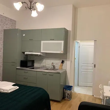 Charles Square Apartment *