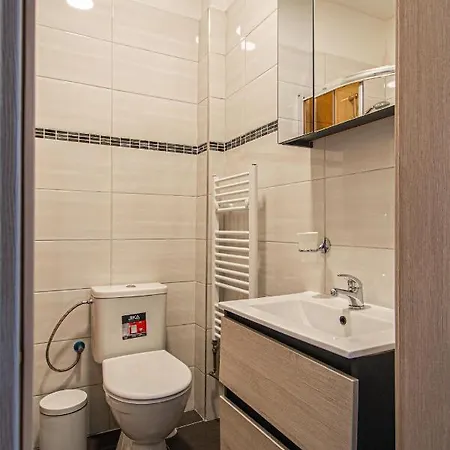 Executive Bright Apt. By Ruterra Apartament *