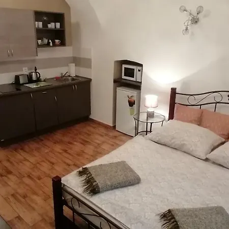 Jakubska 676 * Prague