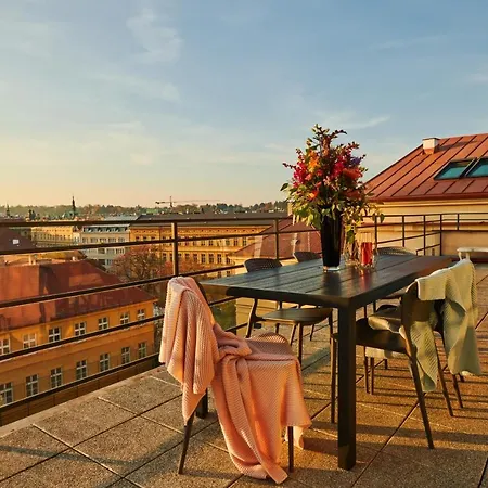 Rybna 9- Old Town Apartment *