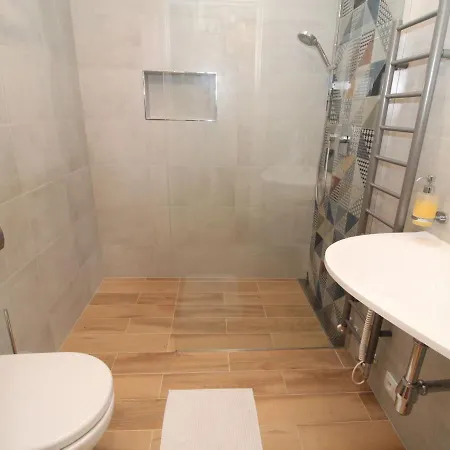Apartamento O21 By Interhome Praga