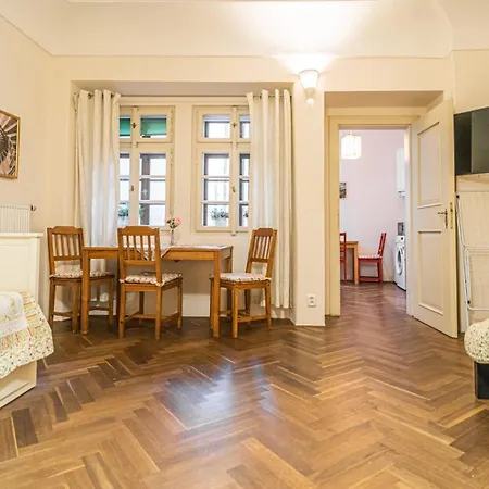 Apartment Stylish Studio At Lesser Town, Charles Bridge 3min By Walk