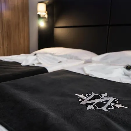 Noir Hotel