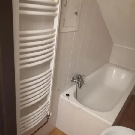 Economy Flat 18 Minutes From Vaclavske Namesti Apartment Prague