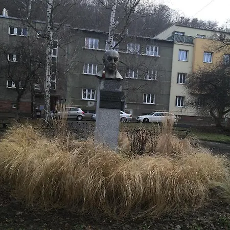 Economy Flat 18 Minutes From Vaclavske Namesti Apartment *