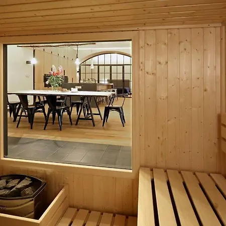 Design Loft 2 Minutes To Wenceslas Square Apartment *