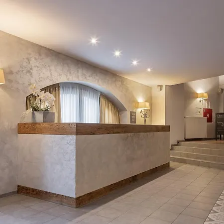 Pytloun Chateau Ctenice 4* Praga