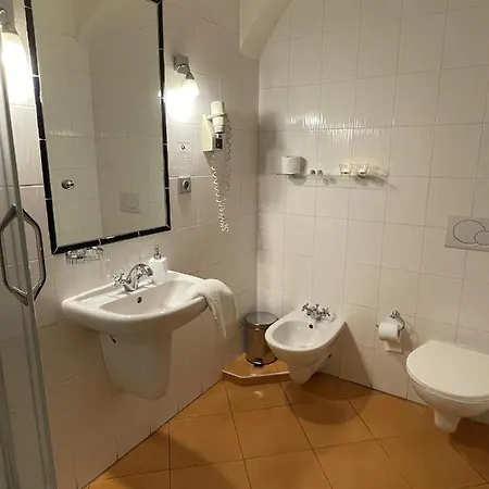 Hotel U Cervene Zidle - Red Chair 3*
