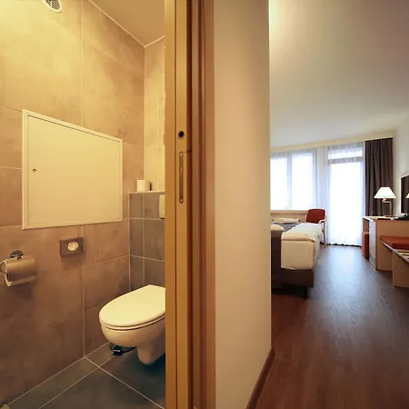 Szálloda Krystal 3*