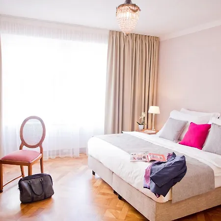 Golden Key Castle Hotel 4*