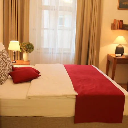 Golden Key Castle Hotel Prag
