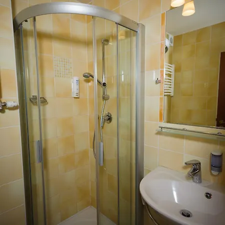 Hotel Petr 3*