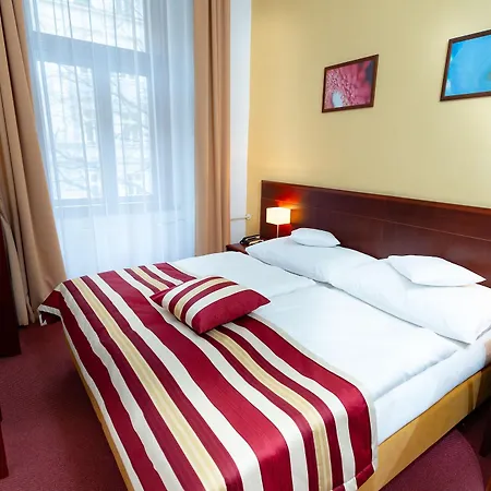 Petr Hotel 3*