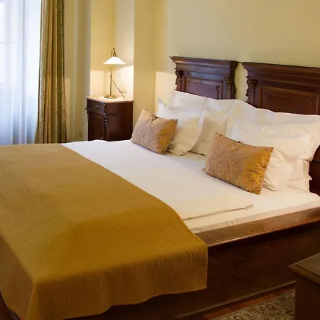 Grand 4* Prague