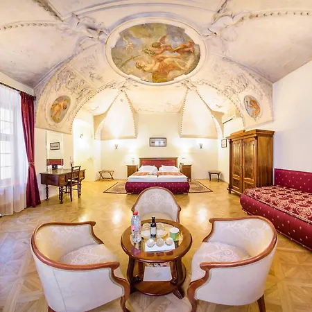 Elite Hotel