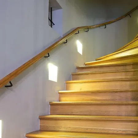 The Golden Wheel Hotel 4*