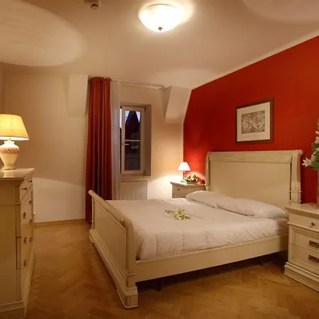Hotel Suite Home Prague Hotel apartamentowy Praga