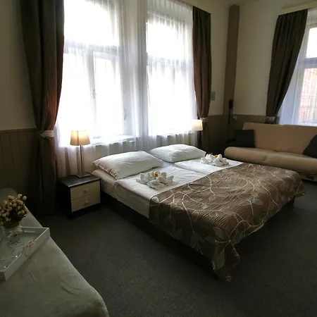 Anette Hotel 3*