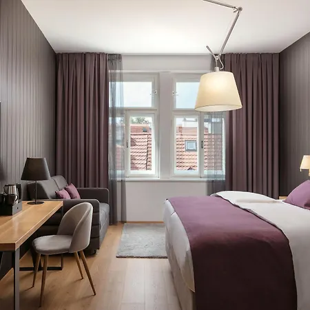 Moods Charles Bridge Hotel 4*