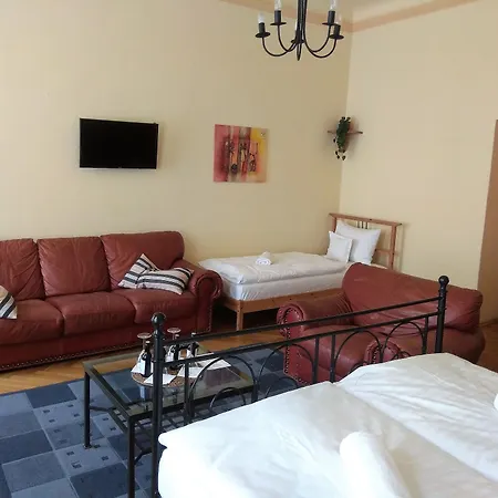 Merlin Hotel