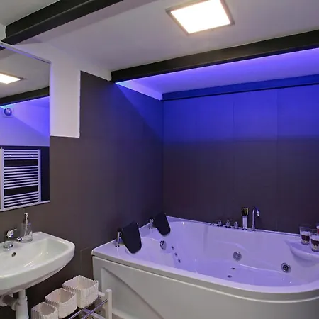 Apartment House - The Modern Flat *