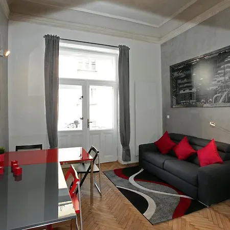 House - The Modern Flat