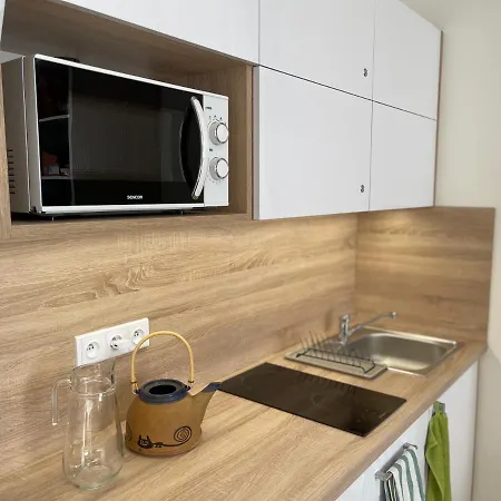 Luxurious Studio Casa Royal Apartment