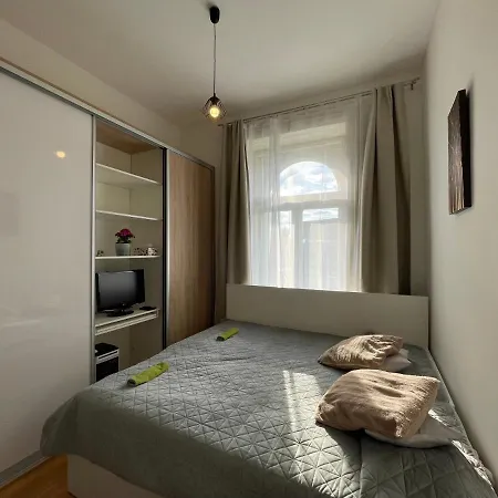 Luxurious Studio Casa Royal Apartment