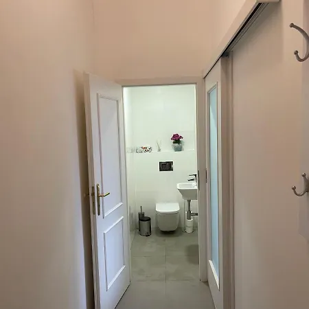 Luxurious Studio Casa Royal Apartment *