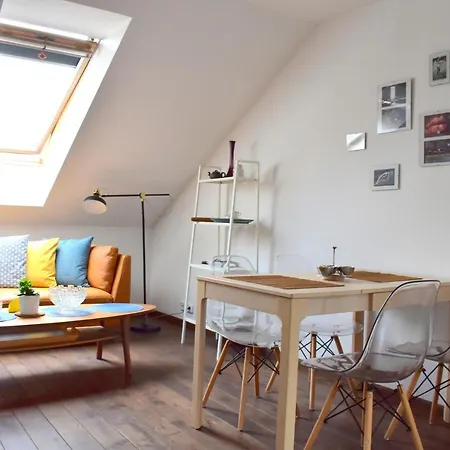 Lux Duplex Rooftop Loft With An Amazing Terrace & Cinema *