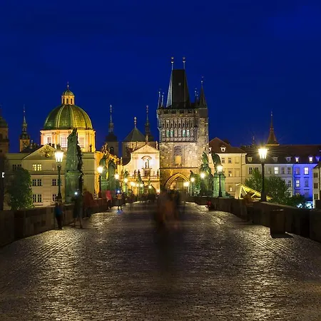 U Zlateho Stromu By Bhg Hotel Prague