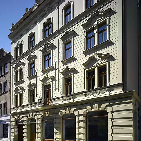 Innside Old Town Hotel 4*