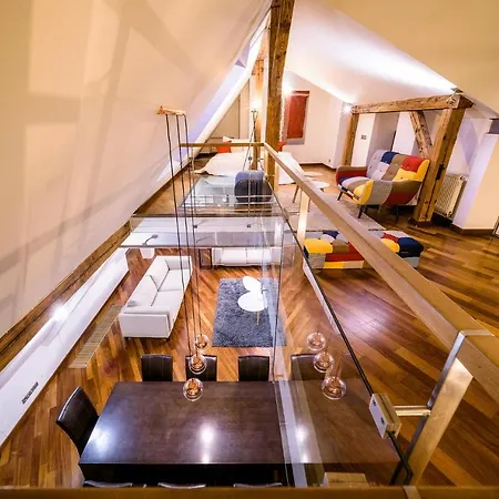 Triplex Kings In Old Town Apartmán Praha