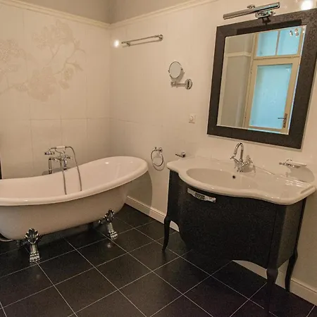 Apartment Luxury 150m2 On Wencelas Square With Private Garage *