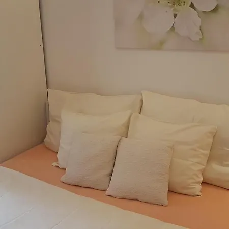 Family Flat 120m2, 2 Vinohrady * Prag