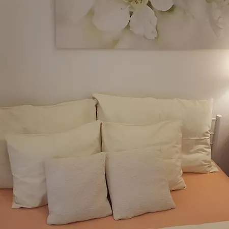Apartment Family Flat 120m2, 2 Vinohrady