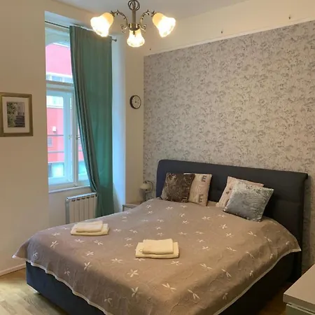 Charles Square Apartment