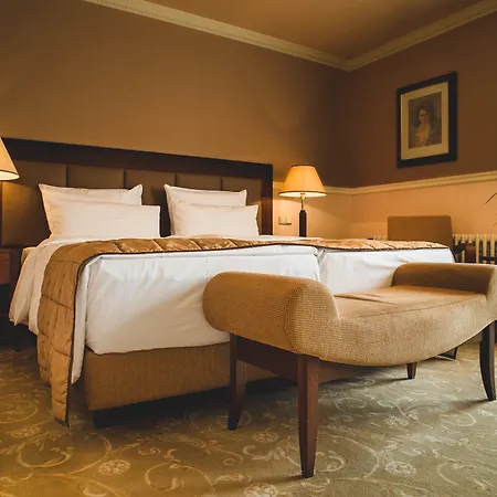 Esplanade Szálloda 5*