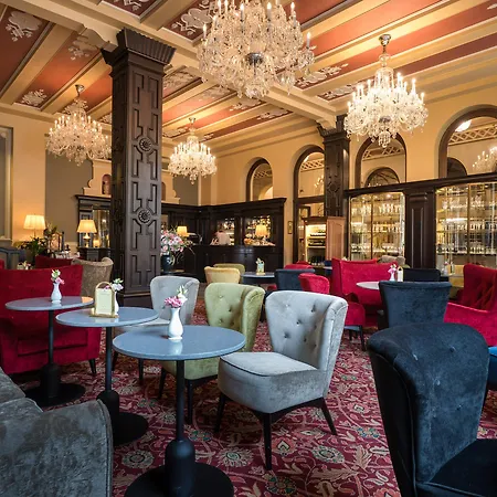 Esplanade 5*