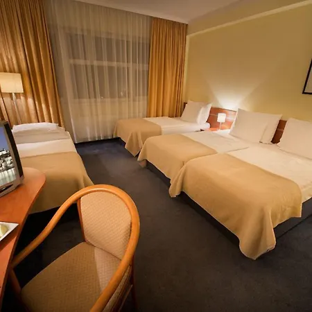 Rezidence Emmy Hotel 4*
