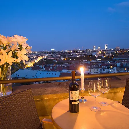 Le Palais Art 5*