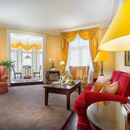 Le Palais Art Hotel